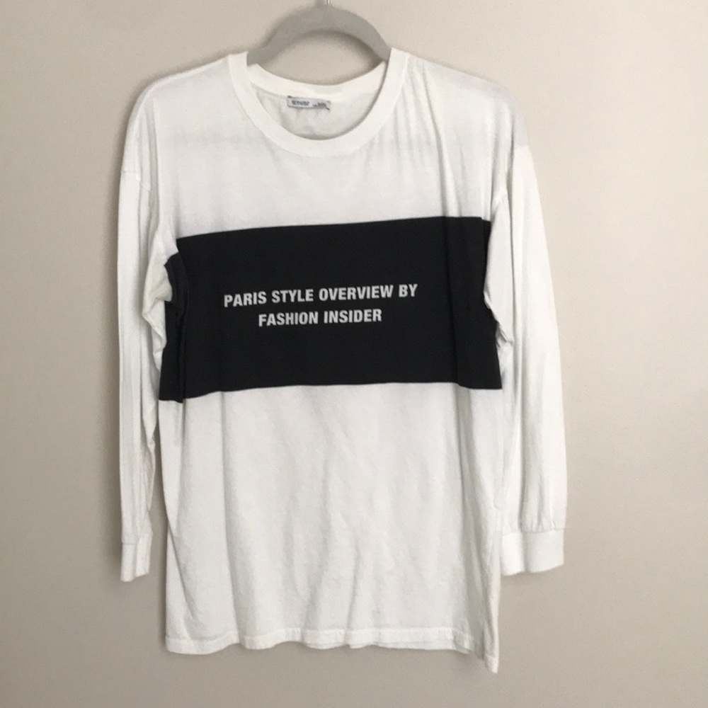 Black and white long sleeve T-shirt